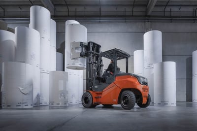 Uso contrapesadas eléctricas en exterior | Toyota Material Handling